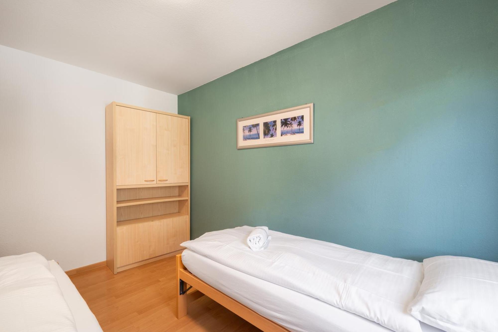 Between Lakes Apartments - 58 Interlaken Room photo